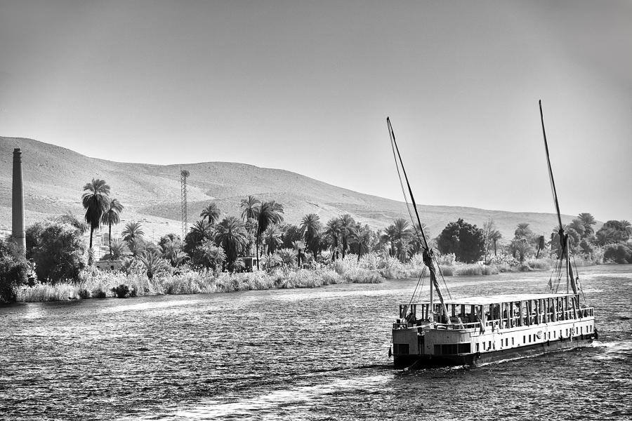 Sailing on the Nile : Infrared Egypt : Diane Smook Photography: Nature, Dance, Documentary