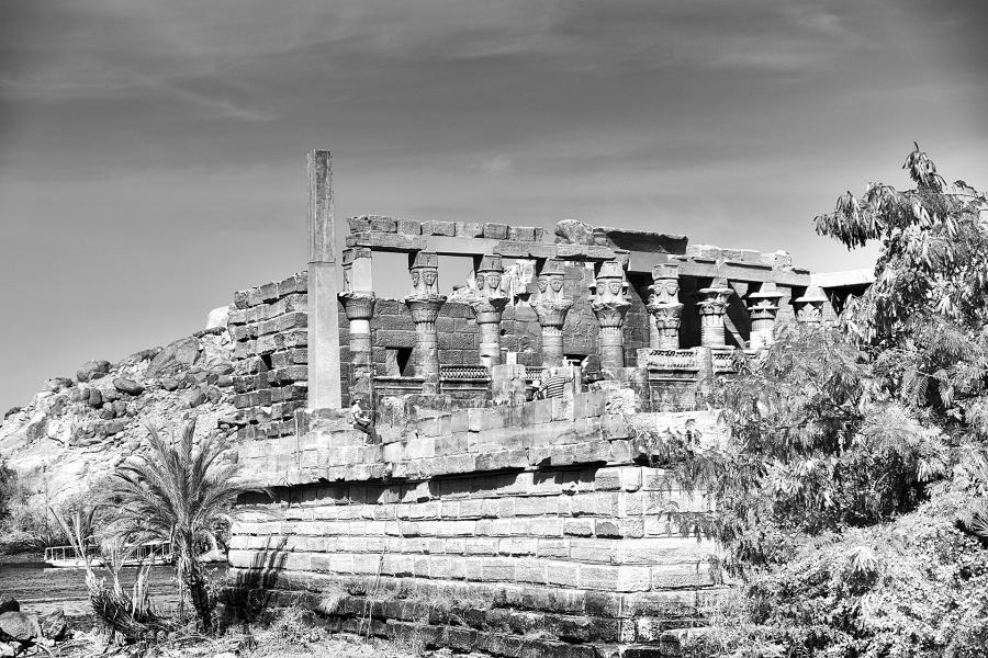 Philae Temple, Aswan : Infrared Egypt : Diane Smook Photography: Nature, Dance, Documentary