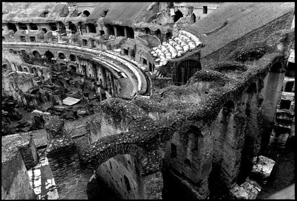 Colosseum, right : Rome and a Villa : Diane Smook Photography: Nature, Dance, Documentary