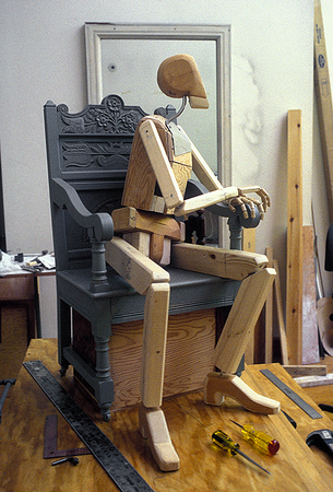 Armature with clay on chair : Shaping A President : Diane Smook Photography: Nature, Dance, Documentary